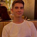 Роман, 23 года