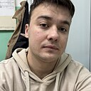Лев, 24 года
