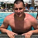 Антон, 32 года