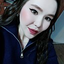 Акниет, 18 лет