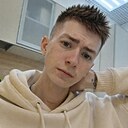 Максим, 22 года