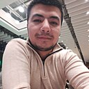 Utkurbek, 31 год