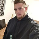 Артем, 22 года