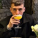 Михаил, 22 года