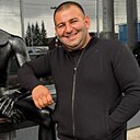 Гриша, 33 года