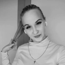 Елена, 18 из г. Омск.