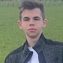 Вадим, 18 лет