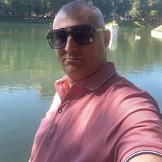 Олег, 42 из г. Саратов.