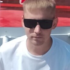 Фотография мужчины Рома, 28 лет из г. Ковров