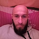 Віктор, 32 года