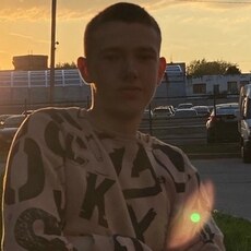 Фотография мужчины Олег, 18 лет из г. Клин