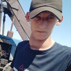Фотография мужчины Олежик, 21 год из г. Уральск