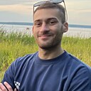 Роман, 25 лет