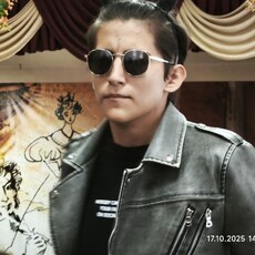 Фотография мужчины Руслан, 18 лет из г. Астрахань