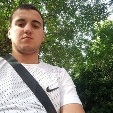 Фотография мужчины Давид, 18 лет из г. Владикавказ