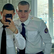 Фотография мужчины Дмитрий, 18 лет из г. Иркутск