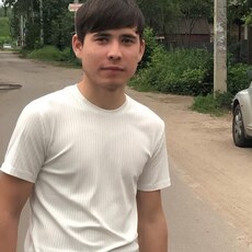 Фотография мужчины Зафар, 21 год из г. Нижний Новгород