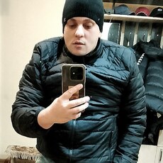 Фотография мужчины Илья, 28 лет из г. Губкин