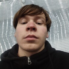 Фотография мужчины Артëм, 18 лет из г. Новосибирск