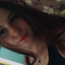 Фотография девушки Алёна, 22 года из г. Новоуральск