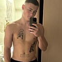 Максим, 22 года