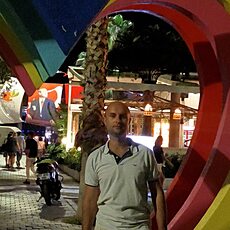 Фотография мужчины Vadzim, 30 лет из г. Познань