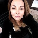 Miss Dior, 39 лет