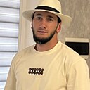 Адам, 32 года