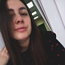 София, 33 года