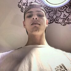 Фотография мужчины Александр, 20 лет из г. Волжский