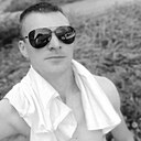 Виктор, 33 года