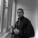 Михаил, 23 года