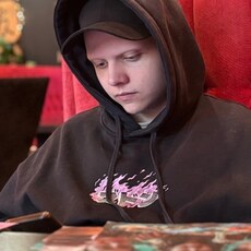 Фотография мужчины Павел, 21 год из г. Екатеринбург