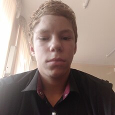 Фотография мужчины Виталий, 18 лет из г. Пермь