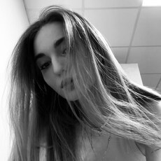 Фотография девушки Лиза, 18 лет из г. Новочеркасск