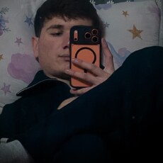 Фотография мужчины Ахвердиев, 19 лет из г. Оренбург