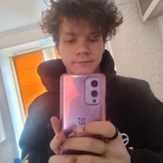 Фотография мужчины Артем, 22 года из г. Москва