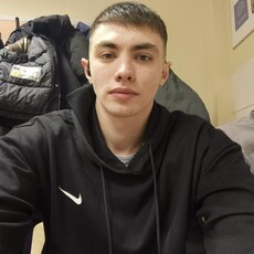 Фотография мужчины Радмир, 22 года из г. Уфа