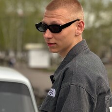 Фотография мужчины Артем, 20 лет из г. Владивосток