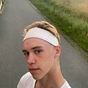 Данила, 24 года