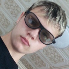 Фотография мужчины Саня, 18 лет из г. Нижнеудинск