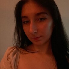 Фотография девушки Виолетта, 18 лет из г. Курск