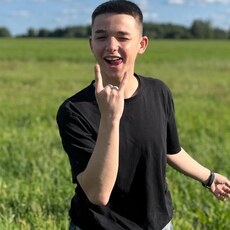 Фотография мужчины Даниил, 18 лет из г. Лунинец