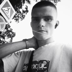 Фотография мужчины Евгений, 21 год из г. Магадан