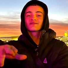 Фотография мужчины Игорь, 22 года из г. Челябинск