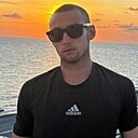 Артур, 24 года