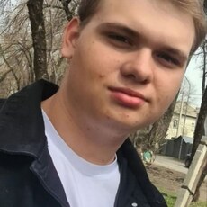Фотография мужчины Артём, 21 год из г. Алматы