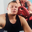 Виктор, 33 года