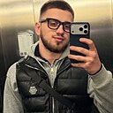 Мако, 24 года