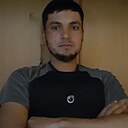 Aкрам, 21 год